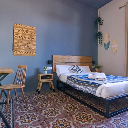 Bird House Bed & Breakfast Valencia Exterior foto