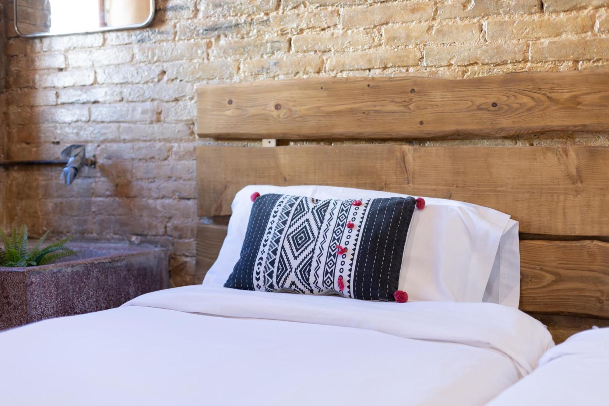Bird House Bed & Breakfast Valencia Exterior foto